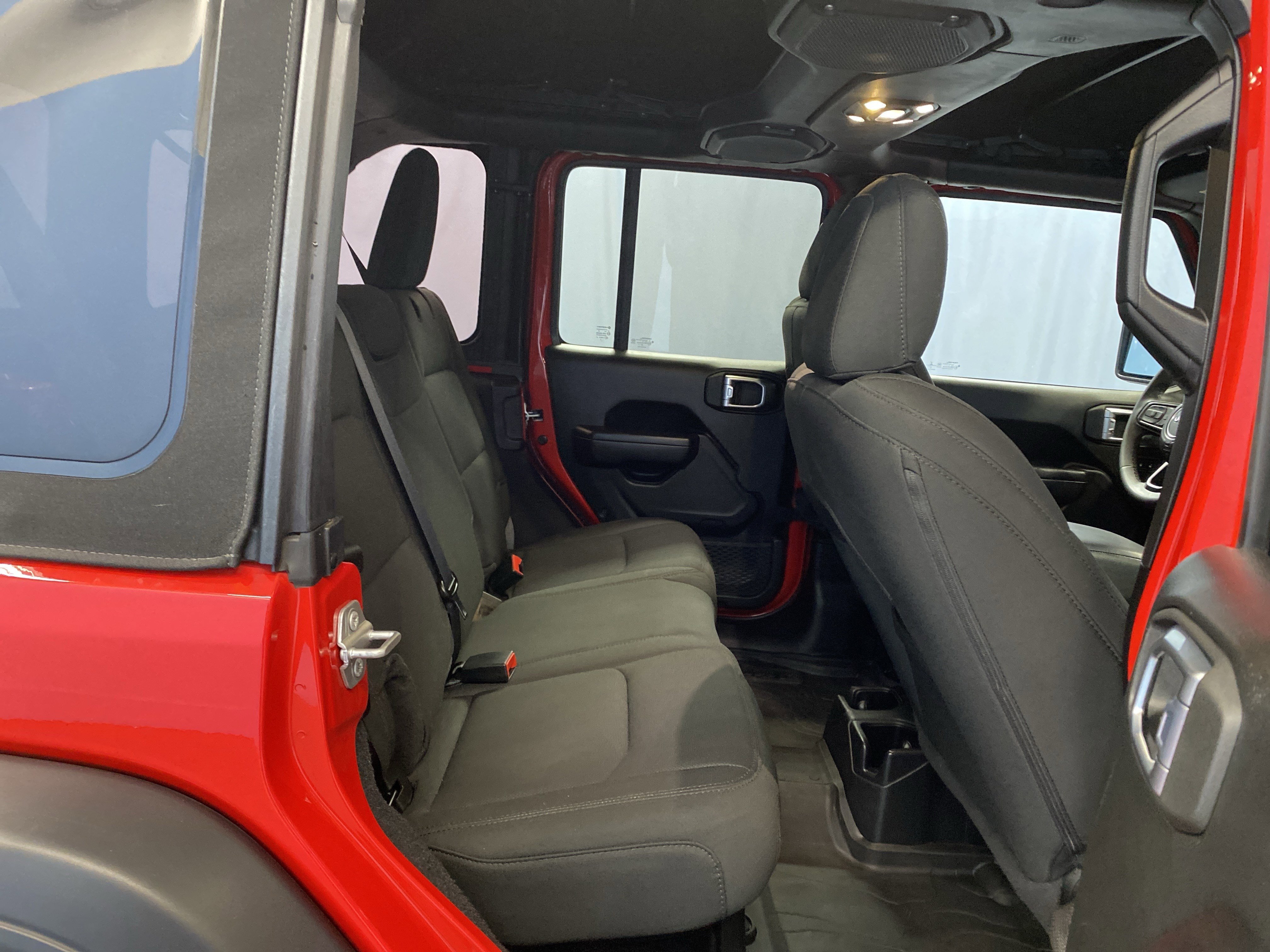 Certified 2023 Jeep Wrangler Willys AWD/4WD image 34