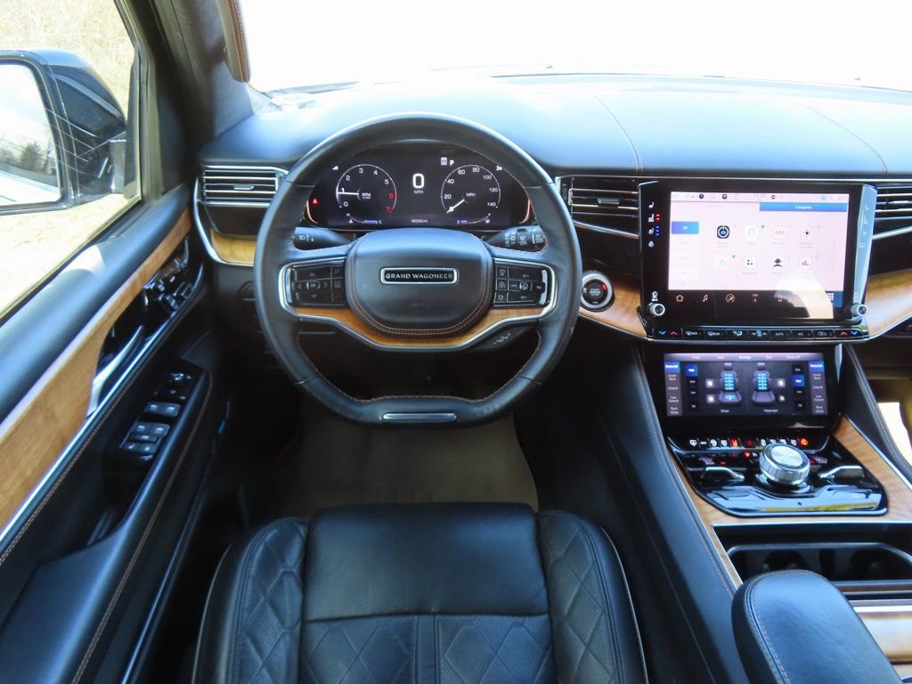 Used 2023 Jeep Grand Wagoneer Series III image 6
