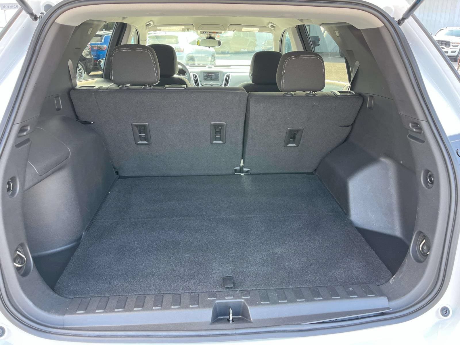 Used 2023 Chevrolet Equinox LS w/ LS Convenience Package FWD image 20