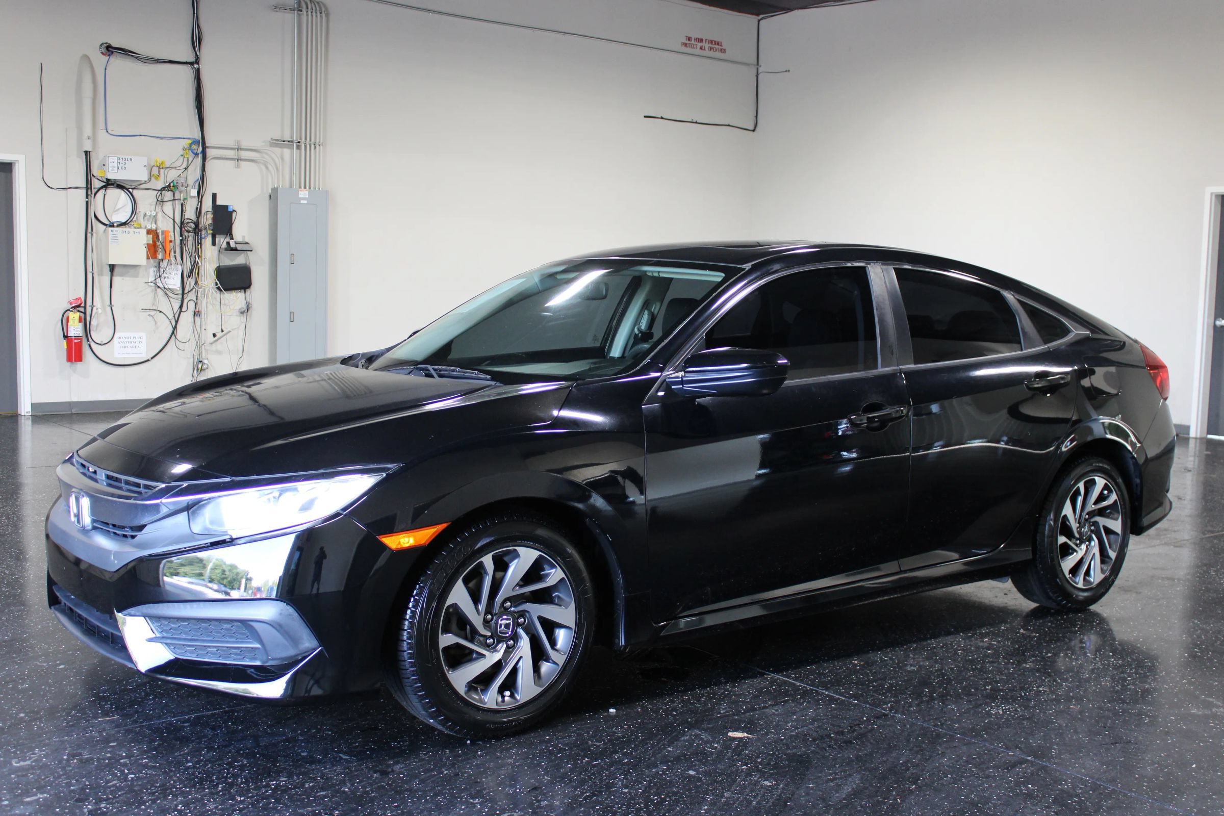 Used 2017 Honda Civic EX image 6