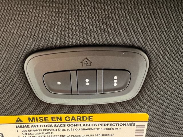 New 2027 Chrysler Pacifica Select AWD/4WD image 31