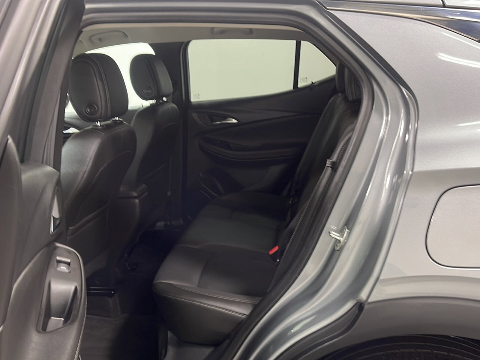 Used 2025 Buick Encore GX Preferred AWD/4WD image 14