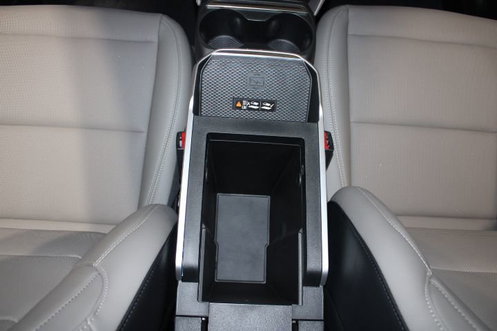 New 2026 GMC Terrain Elevation w/ Elevation Premium Package AWD/4WD image 32