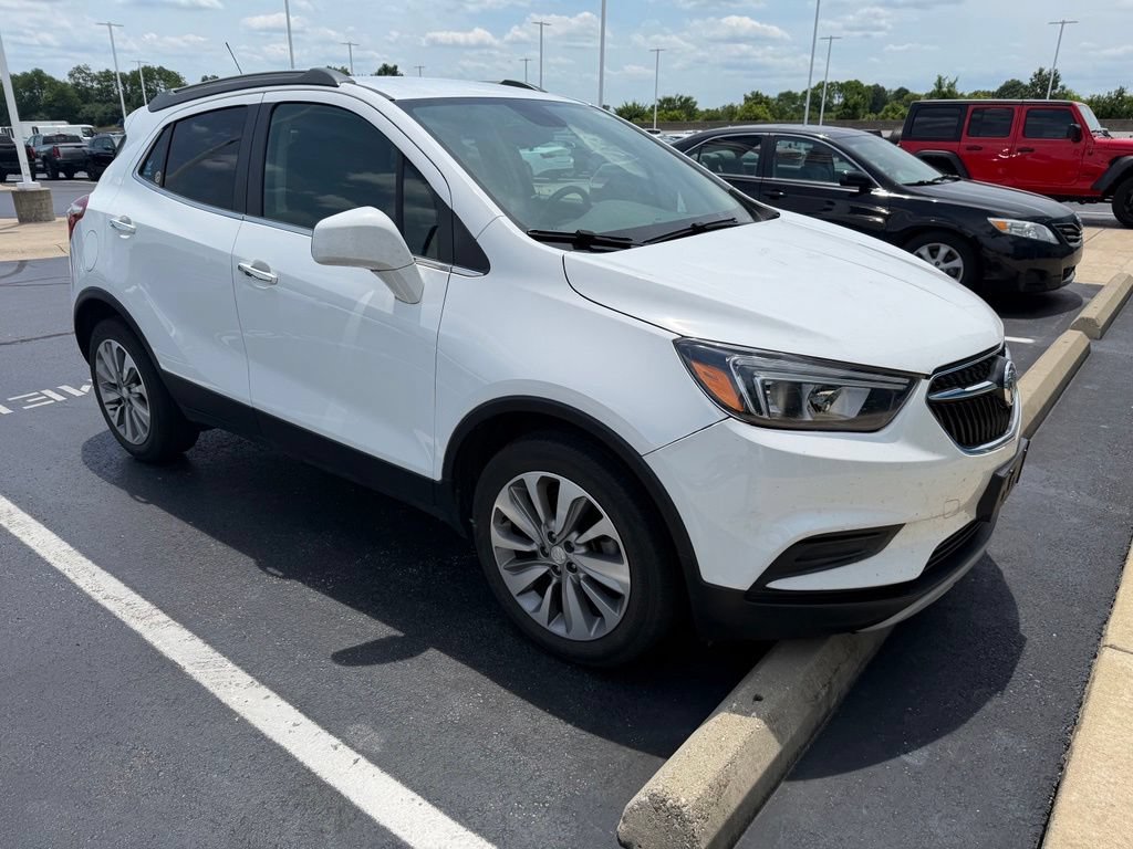 Used 2020 Buick Encore Preferred w/ Safety Package FWD image 4
