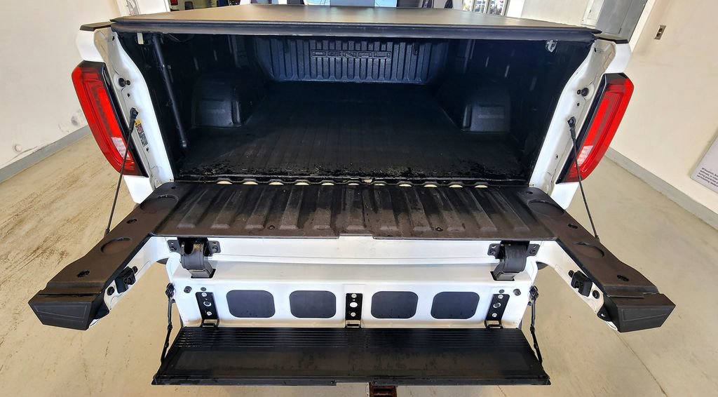 Used 2023 GMC Sierra 1500 Denali w/ Denali Reserve Package image 16