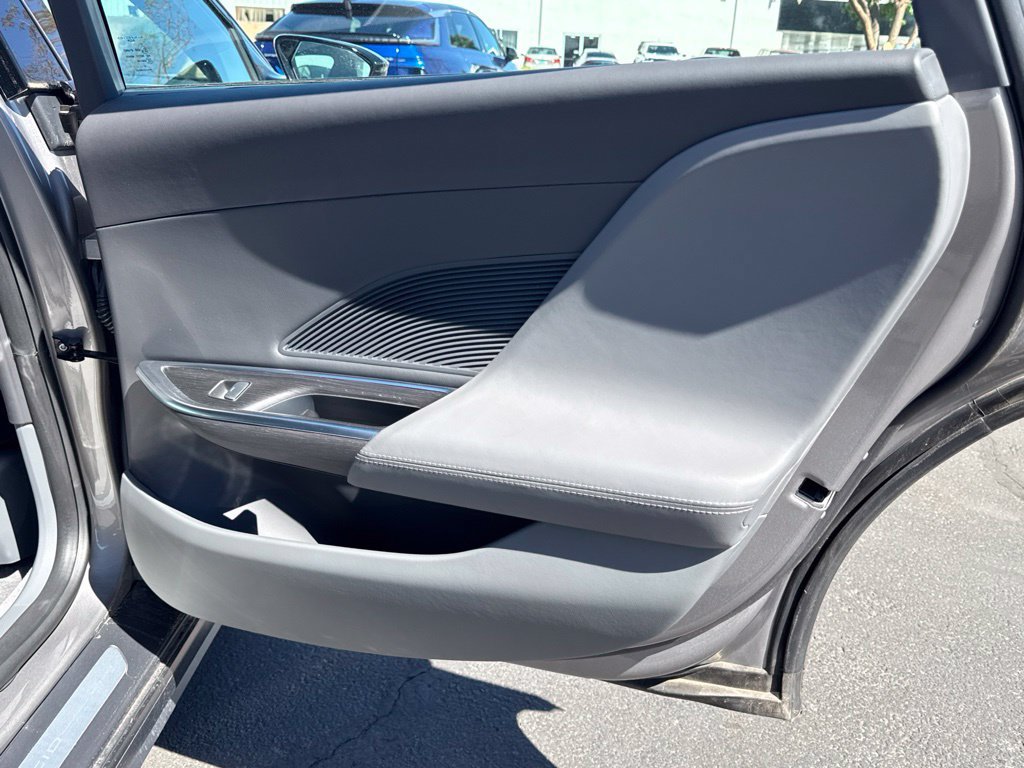 Used 2024 Lucid Air Touring AWD/4WD image 22
