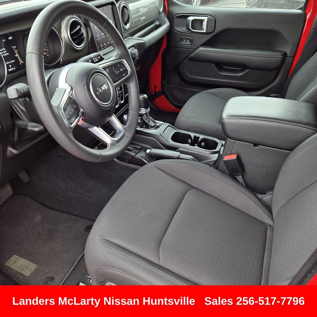 Used 2023 Jeep Gladiator Overland image 17