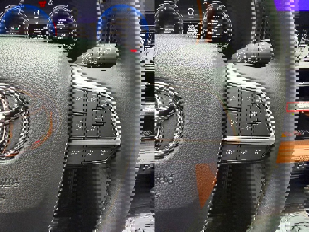 New 2026 Toyota Highlander Platinum image 15