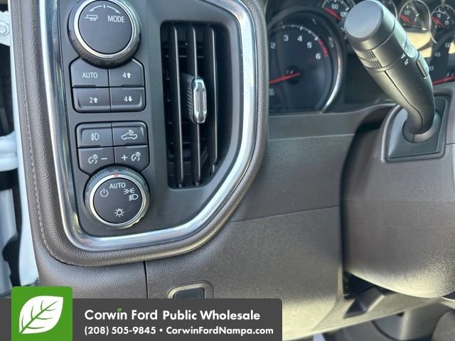 Used 2020 Chevrolet Silverado 1500 RST AWD/4WD image 15
