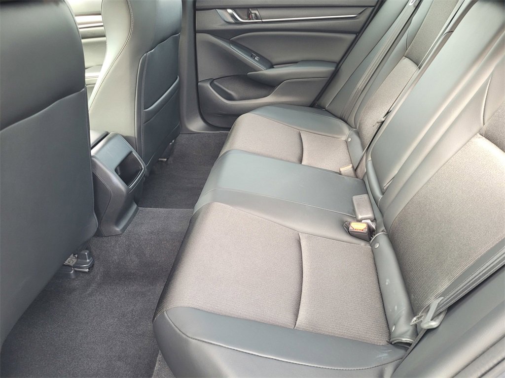 Used 2022 Honda Accord Sport image 10