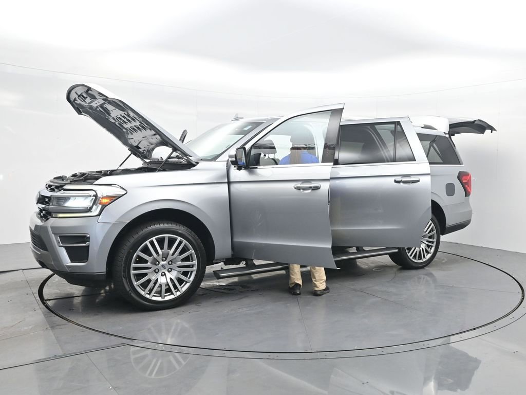 Used 2023 Ford Expedition Max Limited image 45