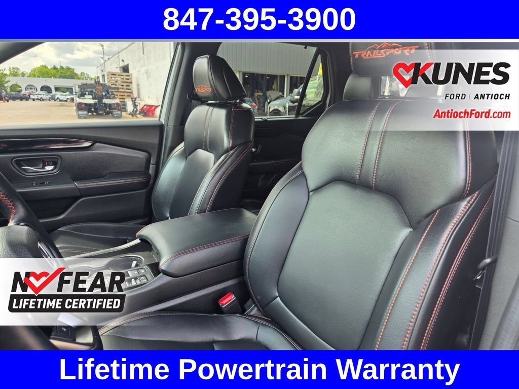 Used 2025 Honda Pilot TrailSport image 22