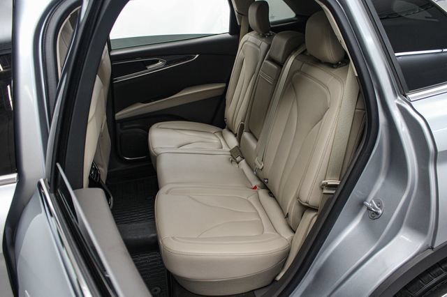 Used 2023 Lincoln Nautilus AWD w/ Premium Package image 18