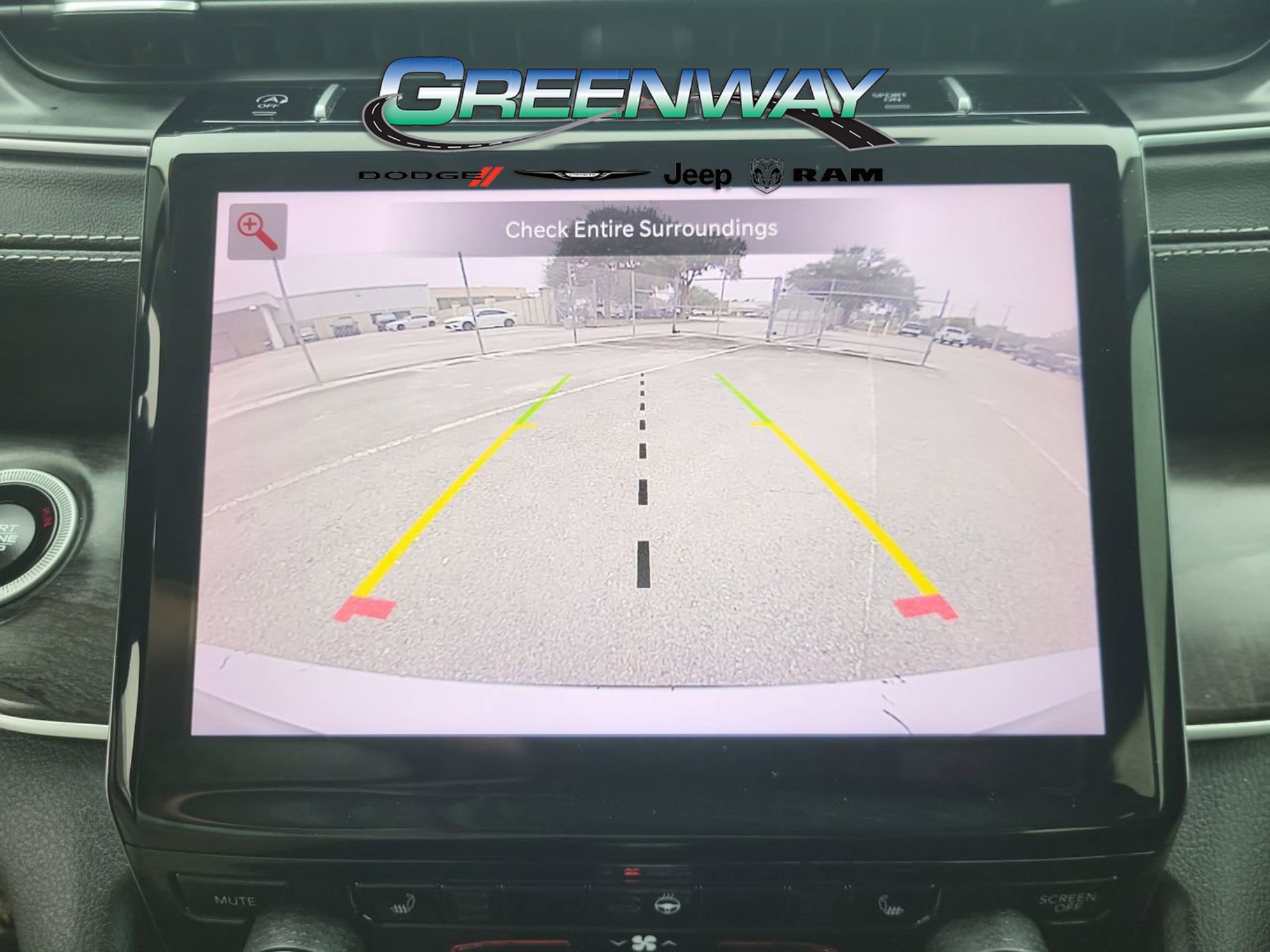 Used 2022 Jeep Grand Cherokee L Limited image 23