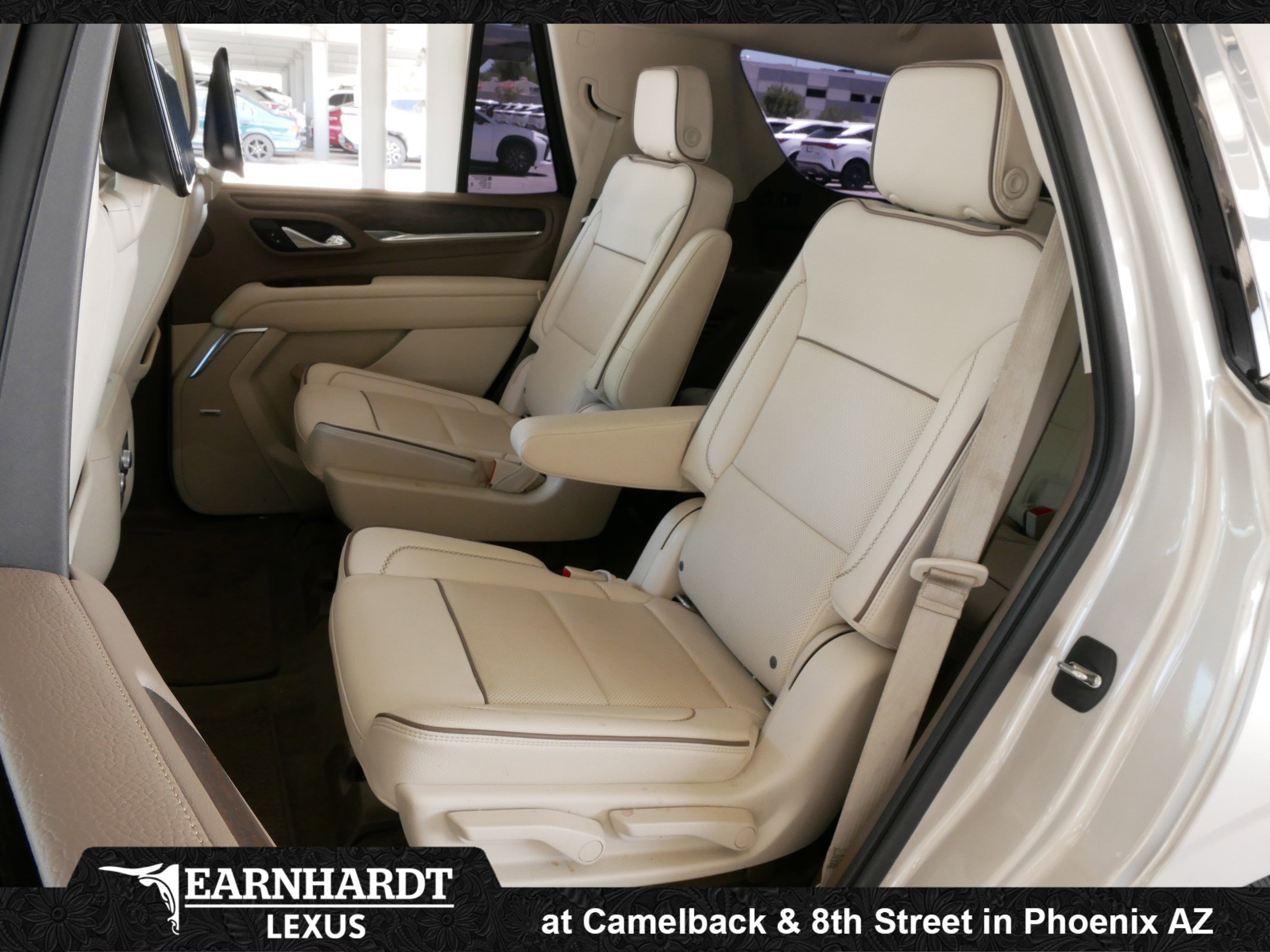 Used 2021 GMC Yukon Denali w/ Denali Ultimate Package AWD/4WD image 5