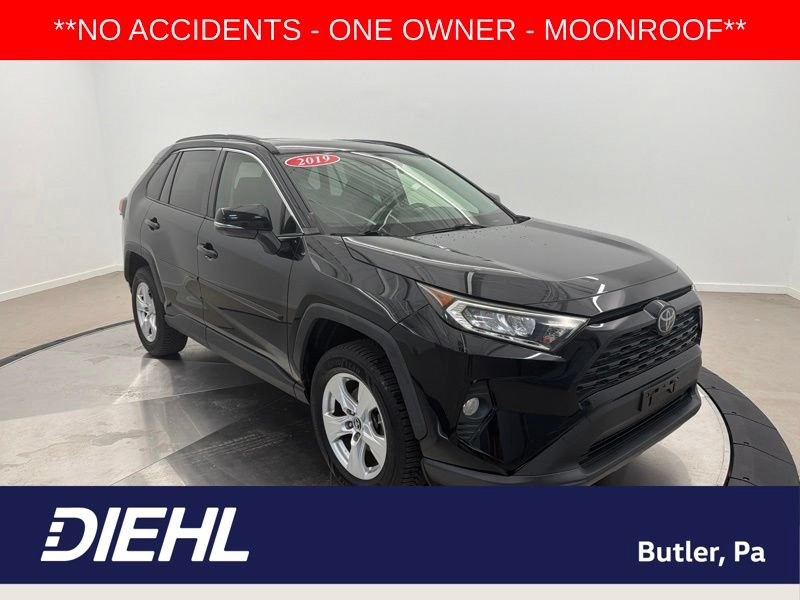 Used 2019 Toyota RAV4 XLE w/ Convenience Package AWD/4WD image 1