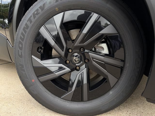 New 2026 Toyota C-HR AWD/4WD image 10