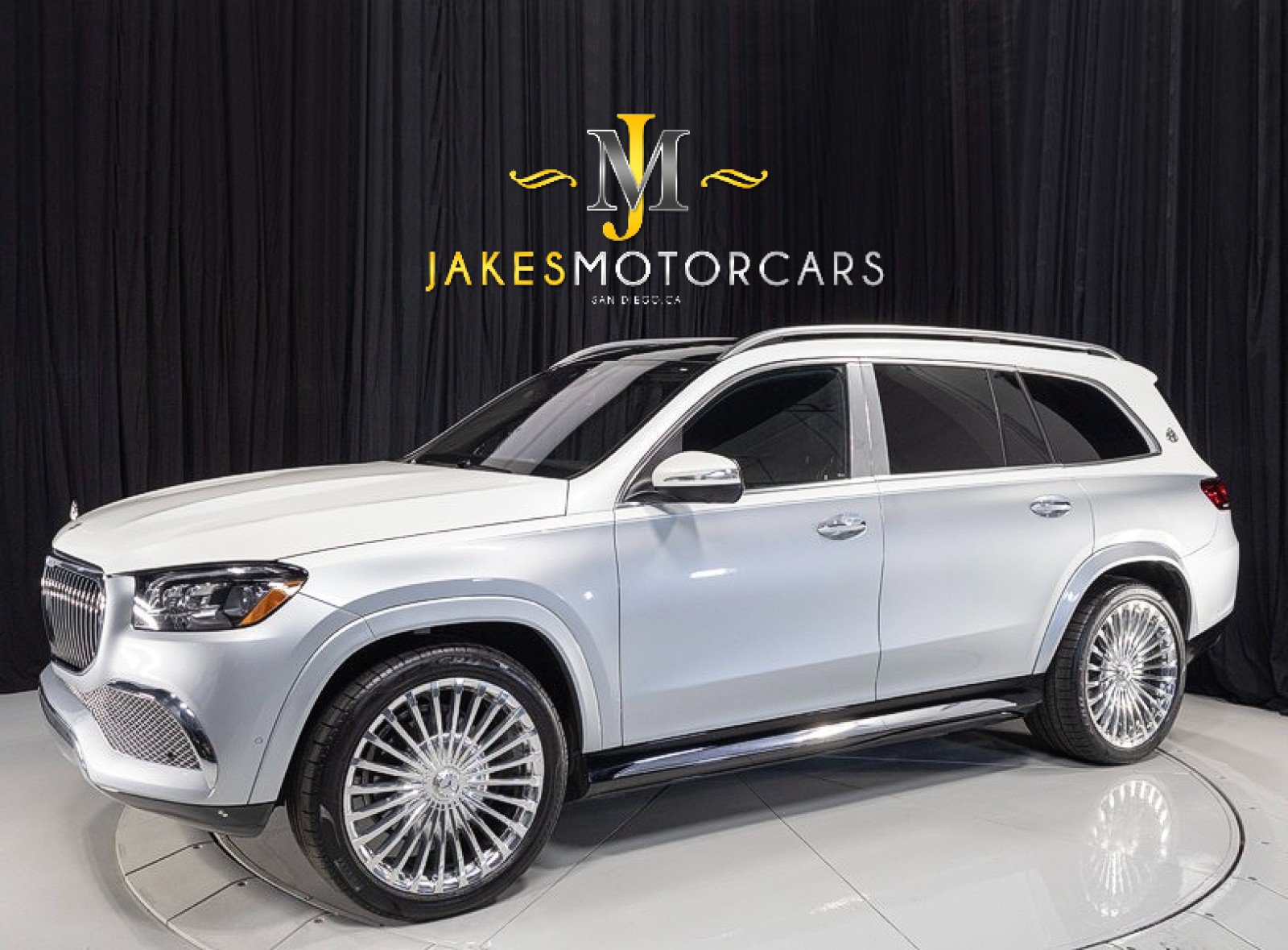 Used 2023 Mercedes-Benz Maybach GLS 600 4MATIC image 1