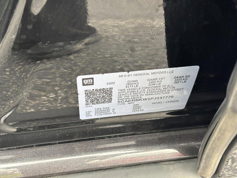 Used 2023 Buick Enclave Essence w/ Experience Buick Package image 24