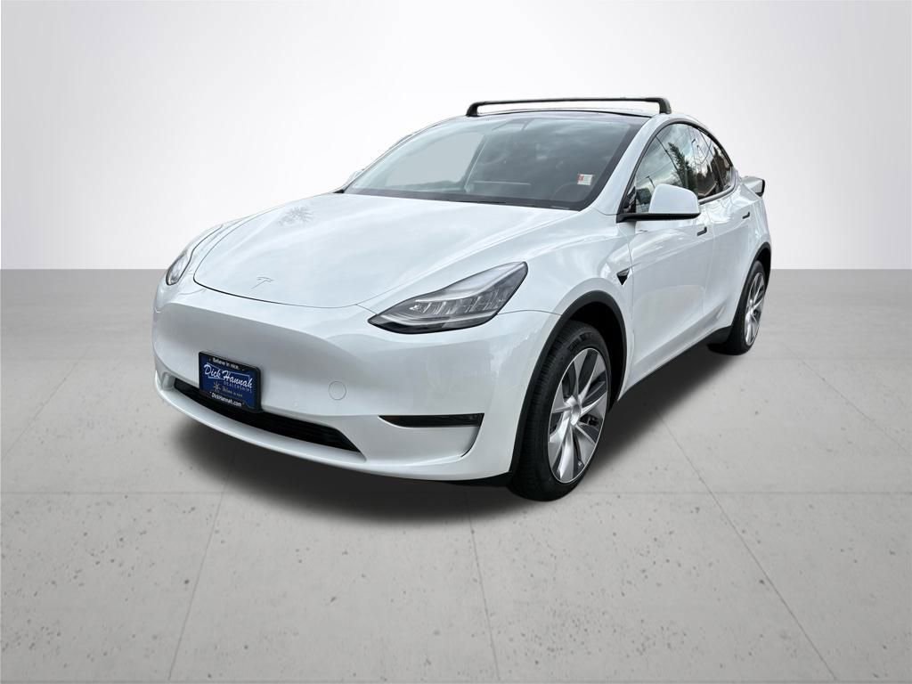 Used 2020 Tesla Model Y Long Range image 2