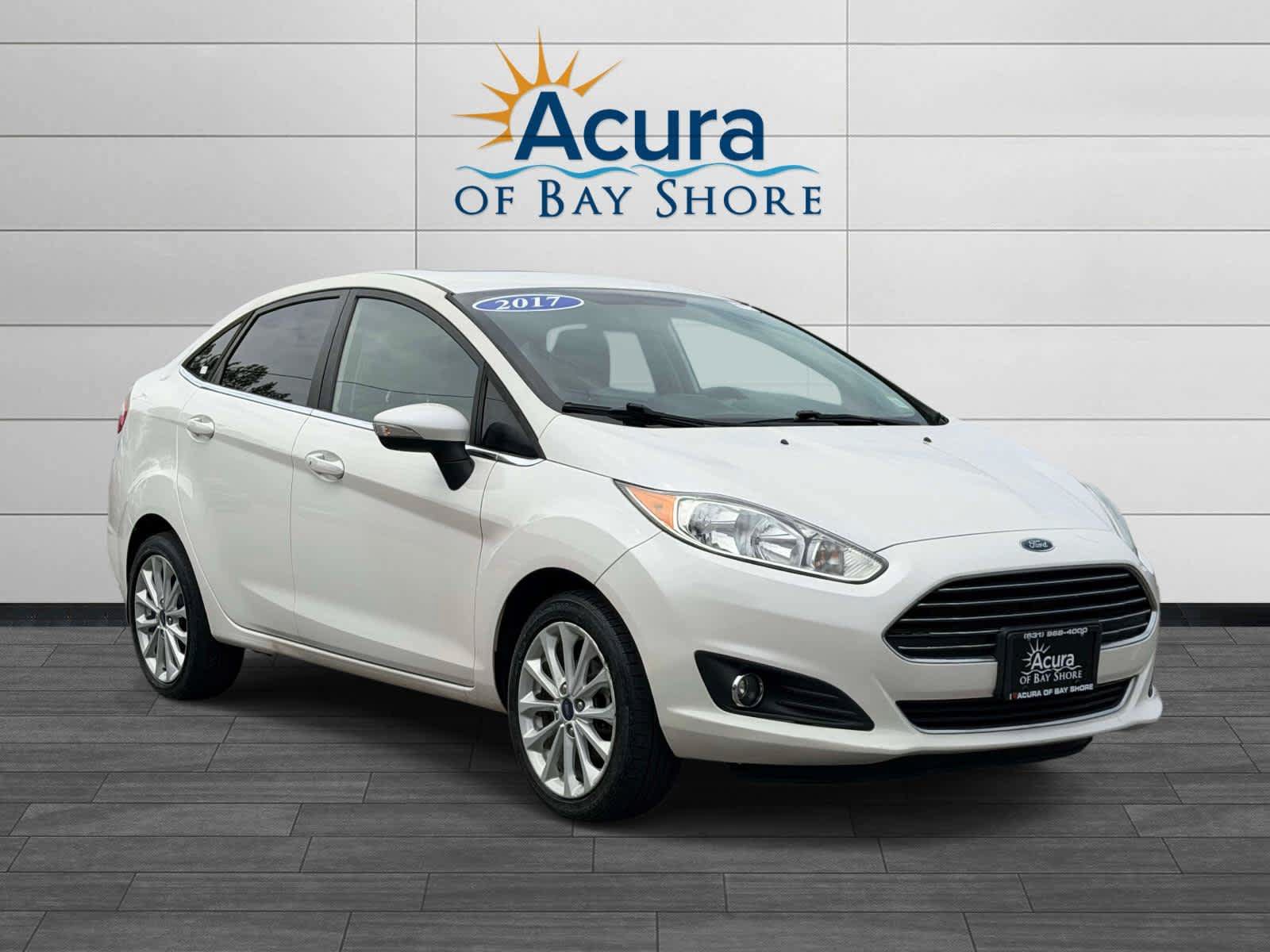 Used 2017 Ford Fiesta Titanium FWD video 1