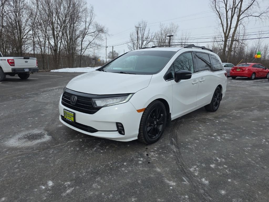 Used 2023 Honda Odyssey Sport image 3