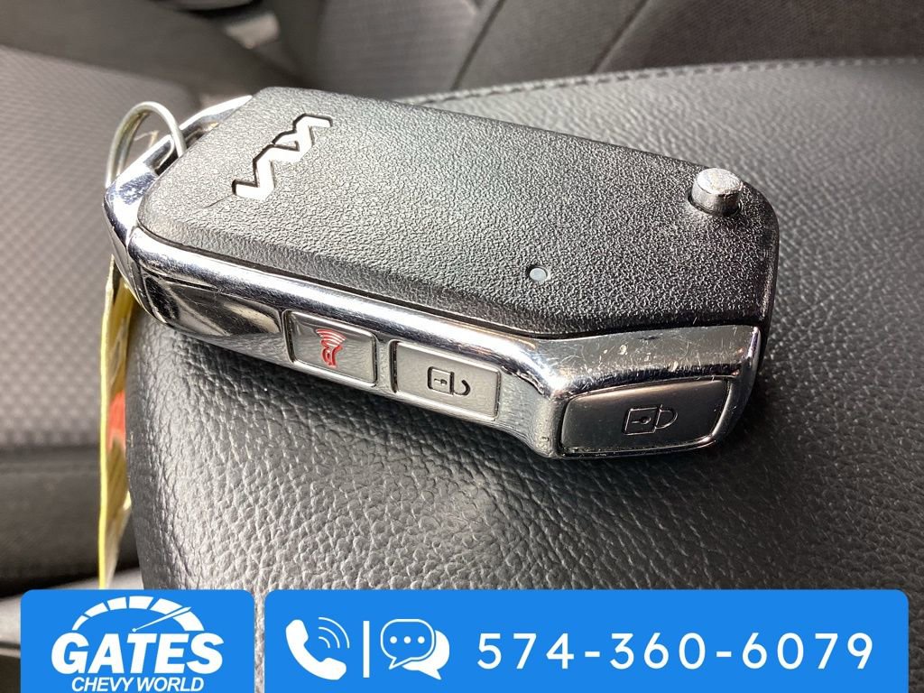 Used 2025 Kia Soul LX w/ LX Technology Package FWD image 26