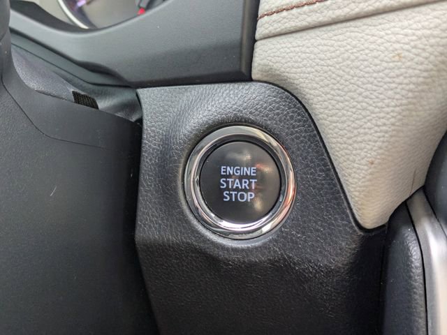 Used 2019 Toyota RAV4 XLE Premium image 29