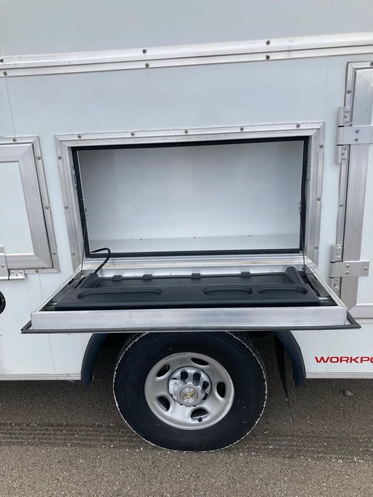 New 2025 Chevrolet Express 3500 w/ Power Convenience Package image 6