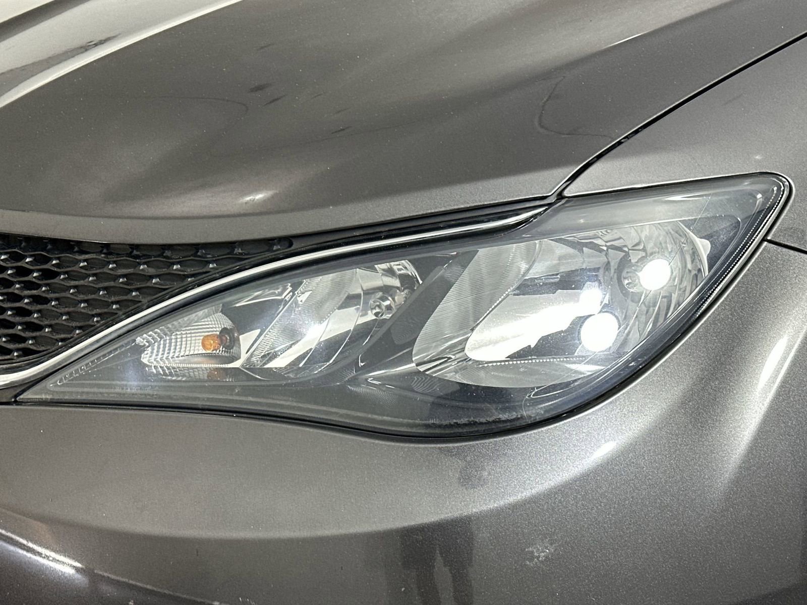 Used 2018 Chrysler Pacifica LX w/ Tire & Wheel Group image 34