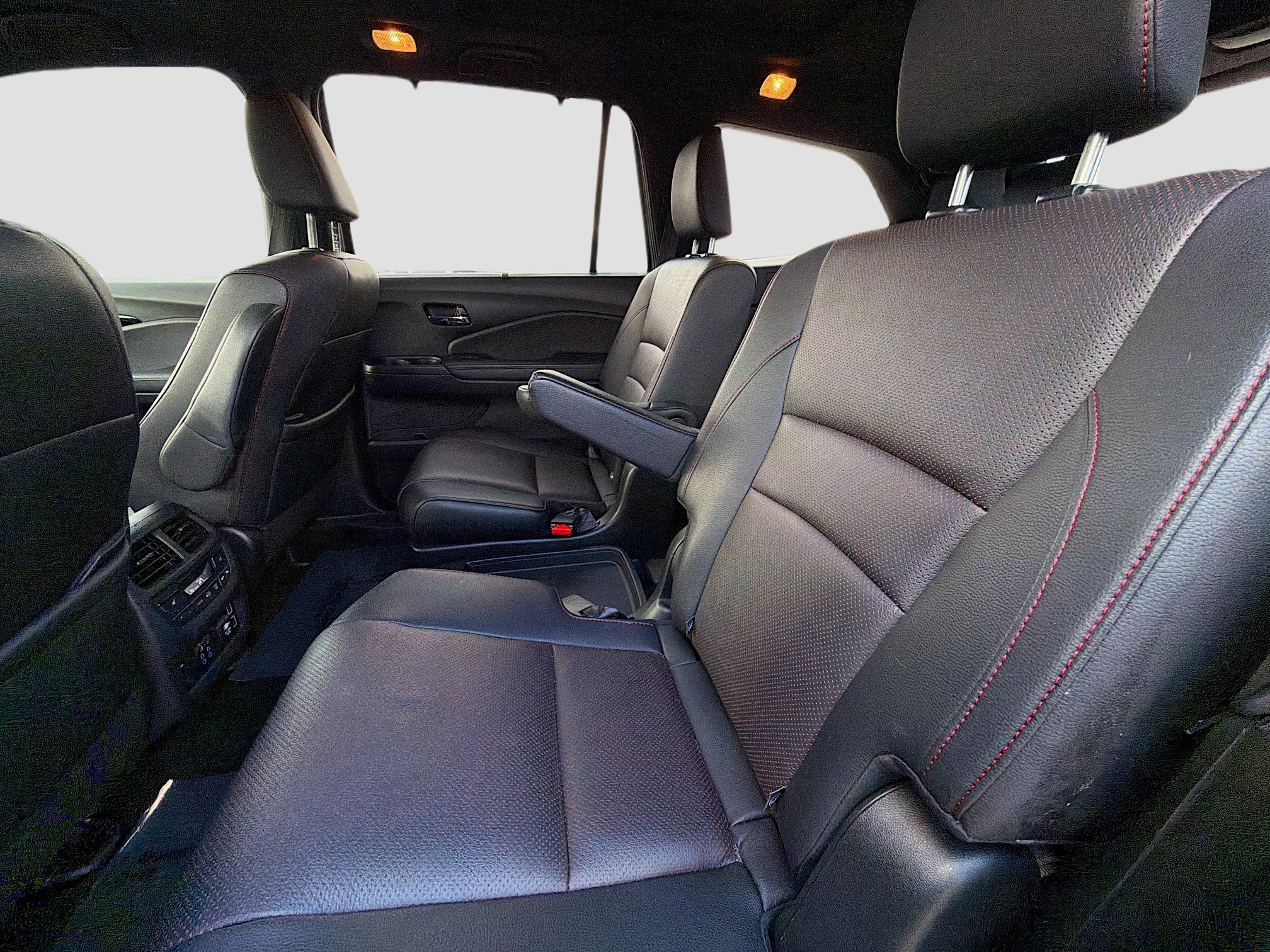 Used 2022 Honda Pilot Black Edition image 22