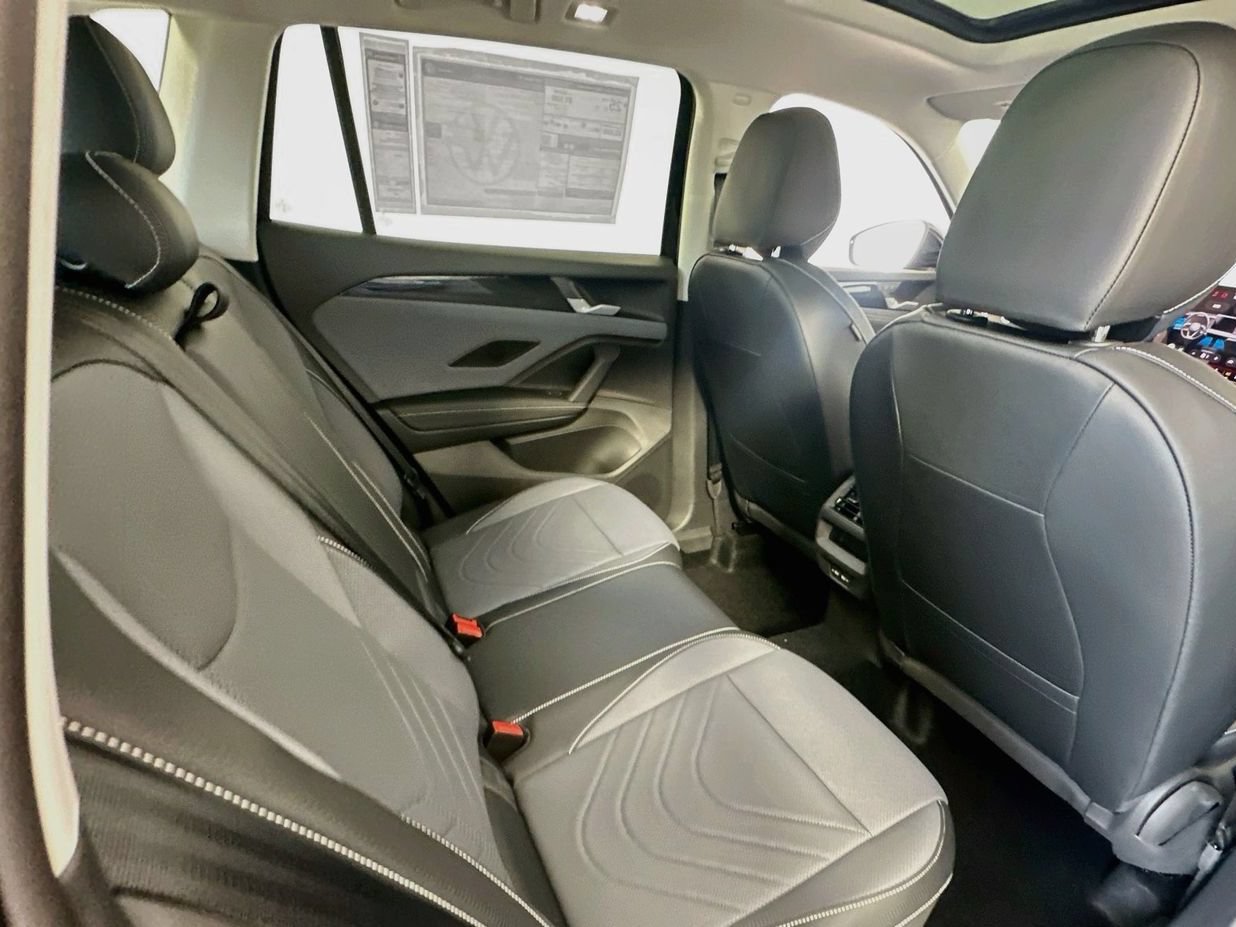 New 2026 Volkswagen Tiguan SE AWD/4WD image 29