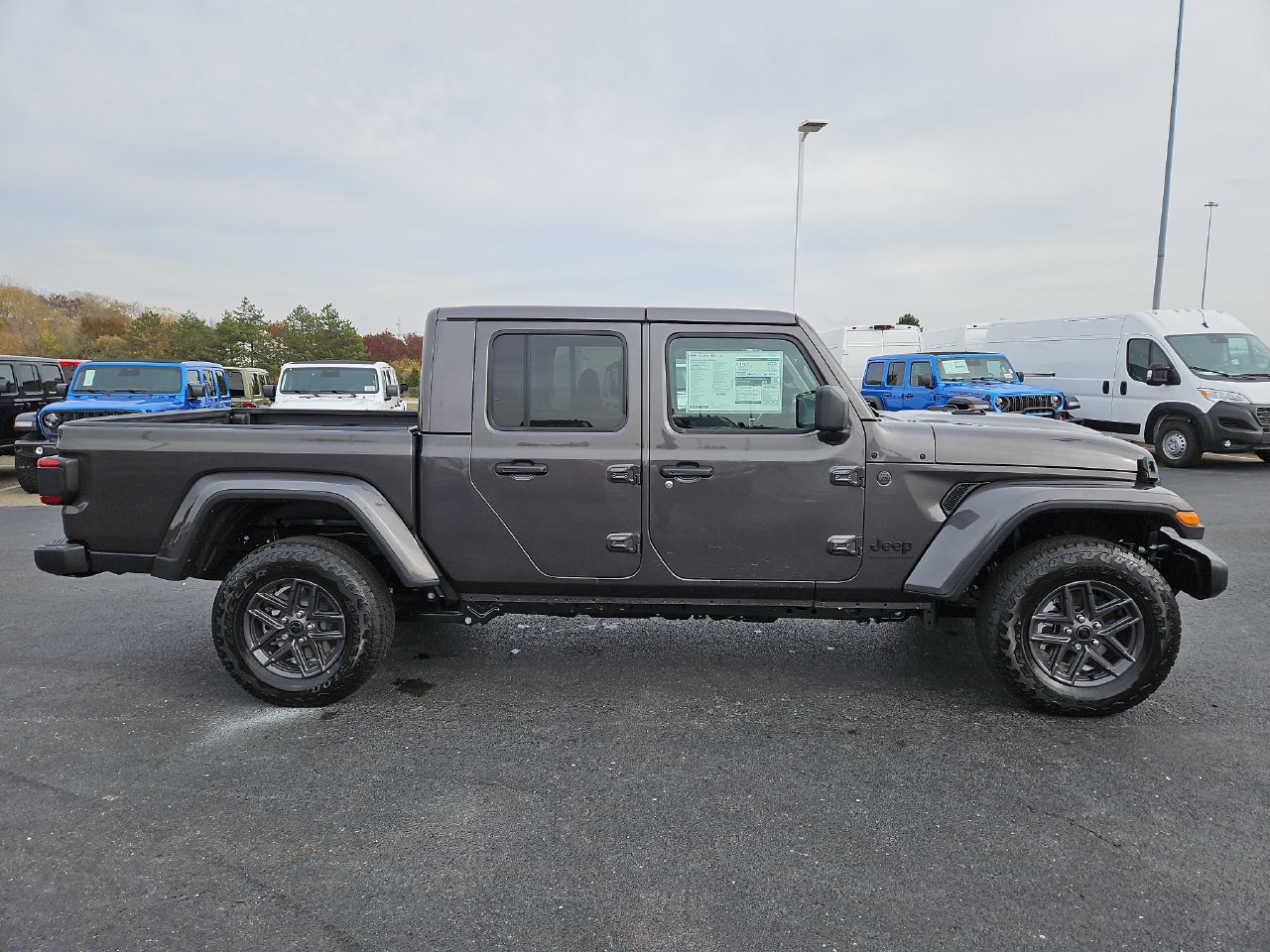 New 2026 Jeep Gladiator Sport AWD/4WD image 9