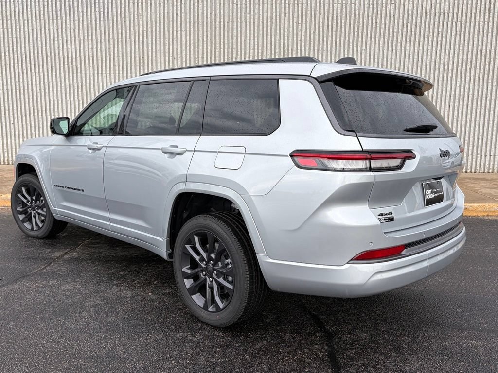 New 2026 Jeep Grand Cherokee L Limited AWD/4WD image 3