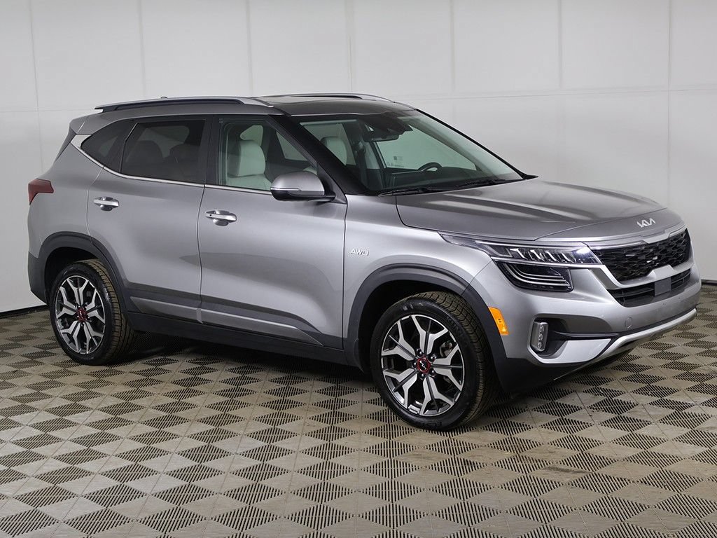 Used 2023 Kia Seltos SX w/ SX Sunroof Package AWD/4WD image 48