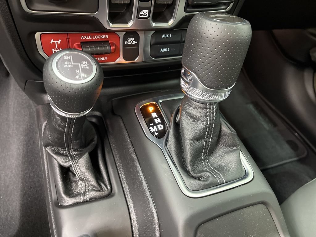 New 2026 Jeep Gladiator Mojave AWD/4WD image 17