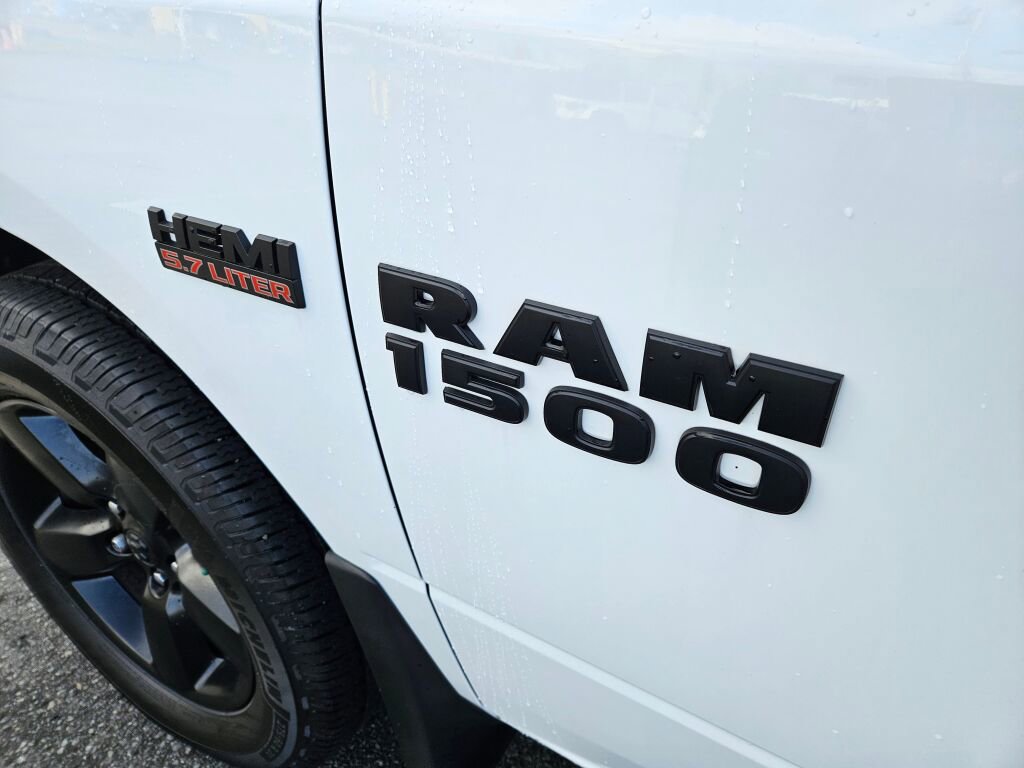 Used 2017 RAM 1500 Express w/ Express Value Package AWD/4WD image 11