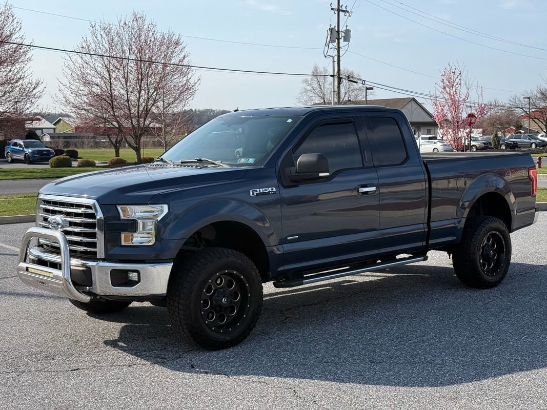 Used 2016 Ford F150 XLT w/ Equipment Group 302A Luxury image 4
