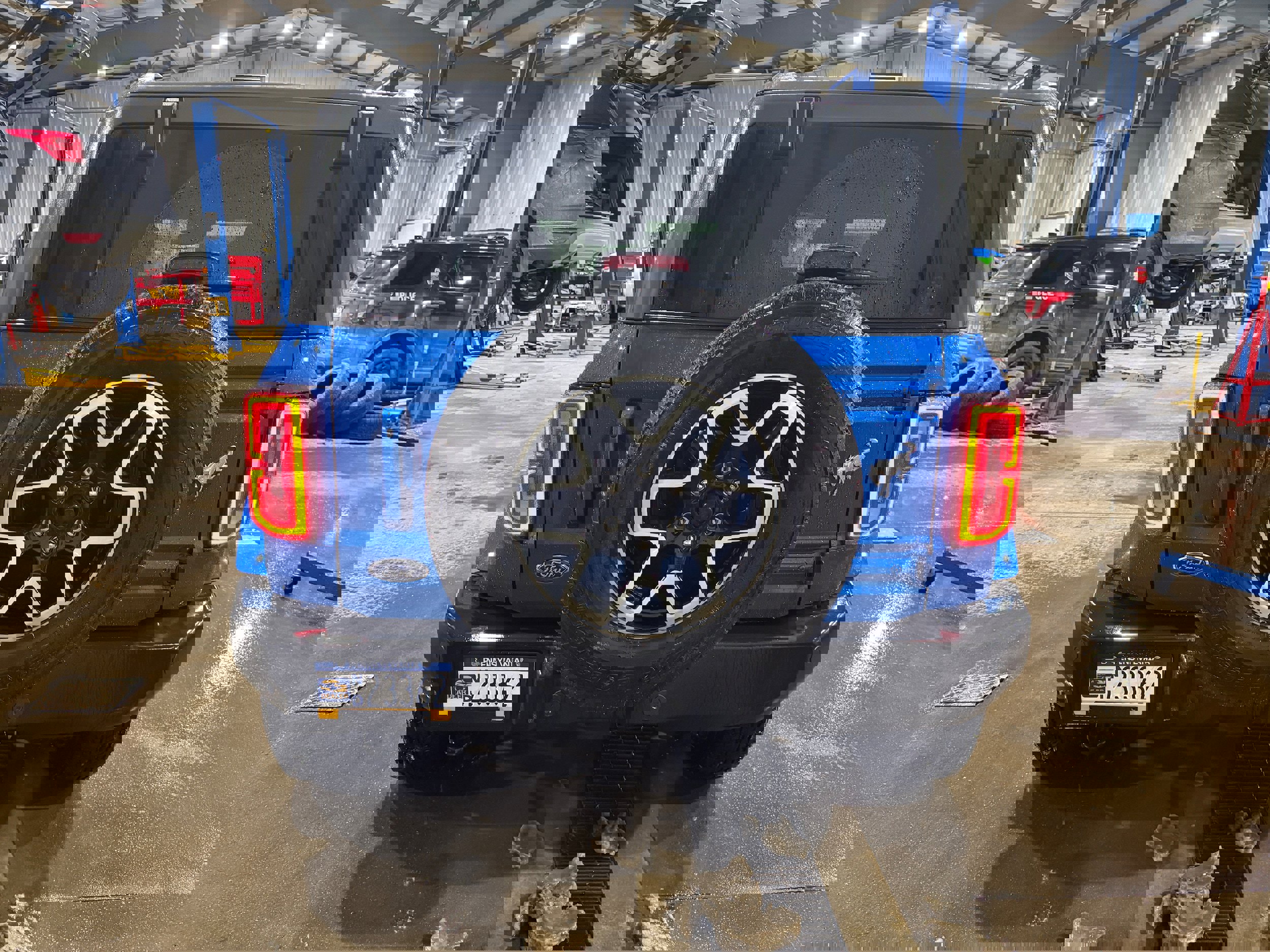 Used 2024 Ford Bronco Outer Banks image 5