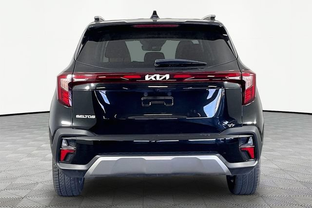 Used 2024 Kia Seltos EX FWD image 5