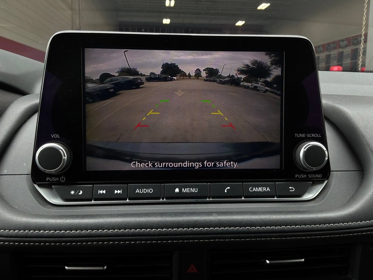 Used 2025 Nissan Rogue SV AWD/4WD image 35