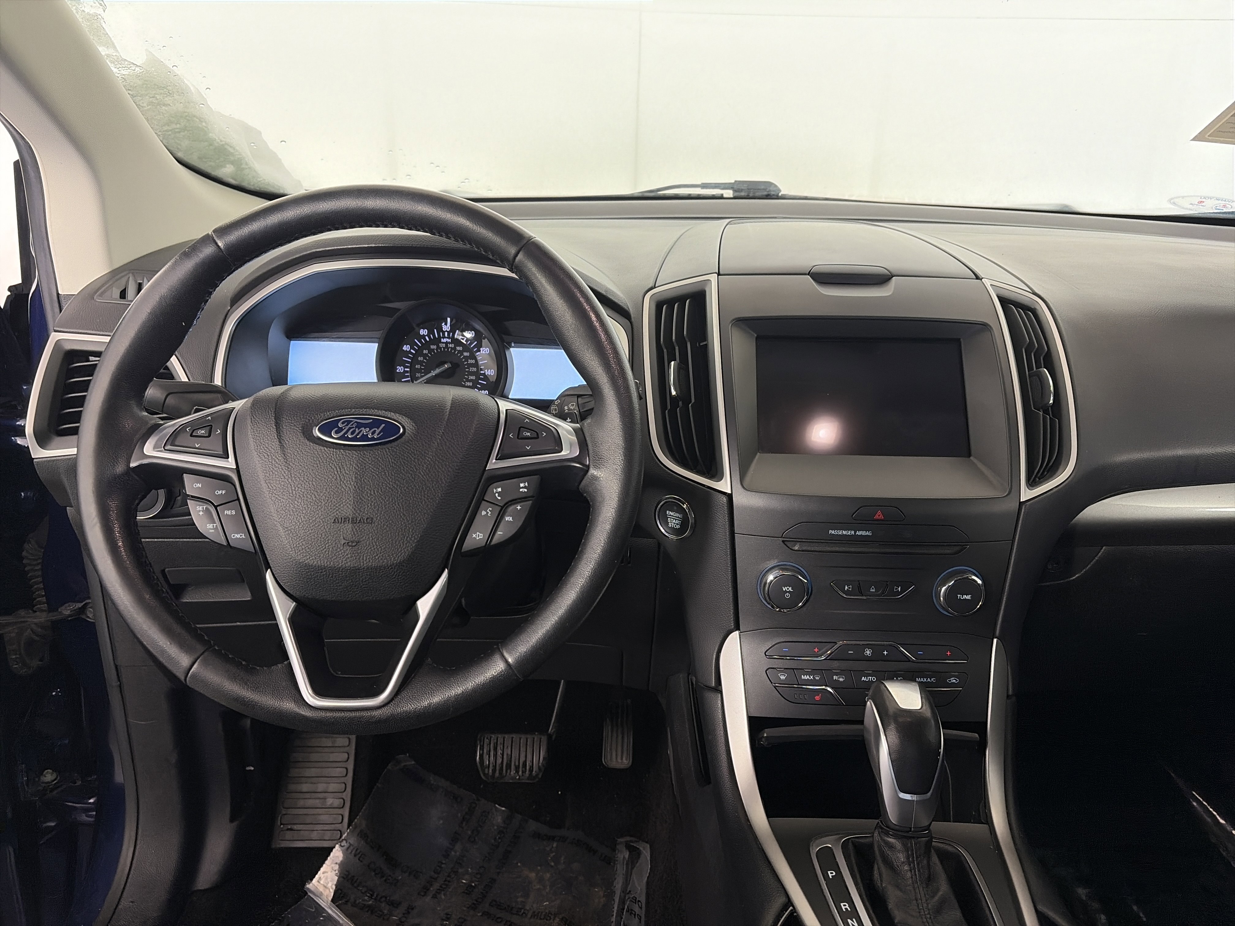 Used 2016 Ford Edge SEL w/ Equipment Group 201A image 3