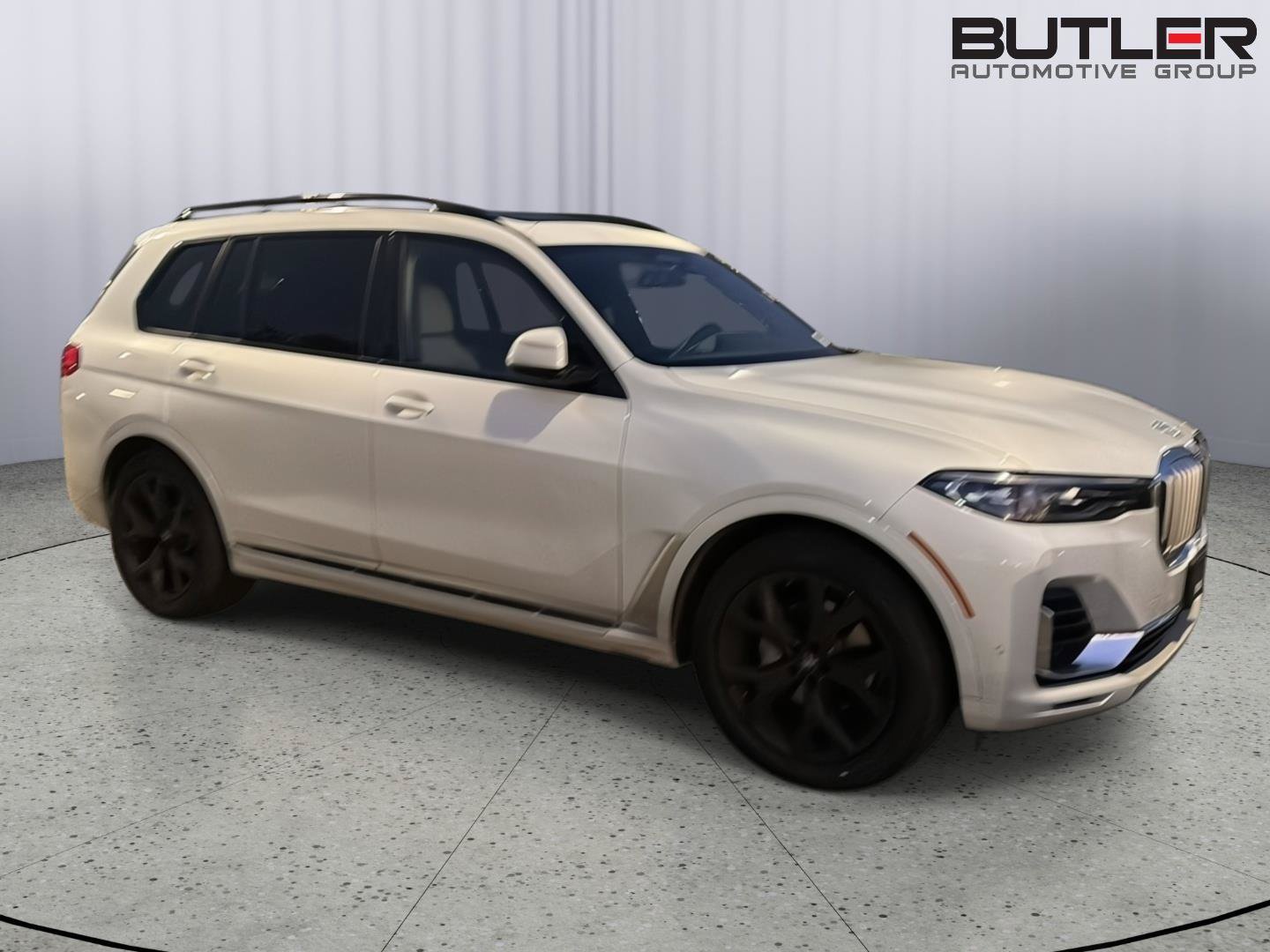 Used 2022 BMW X7 xDrive40i w/ Executive Package AWD/4WD image 4