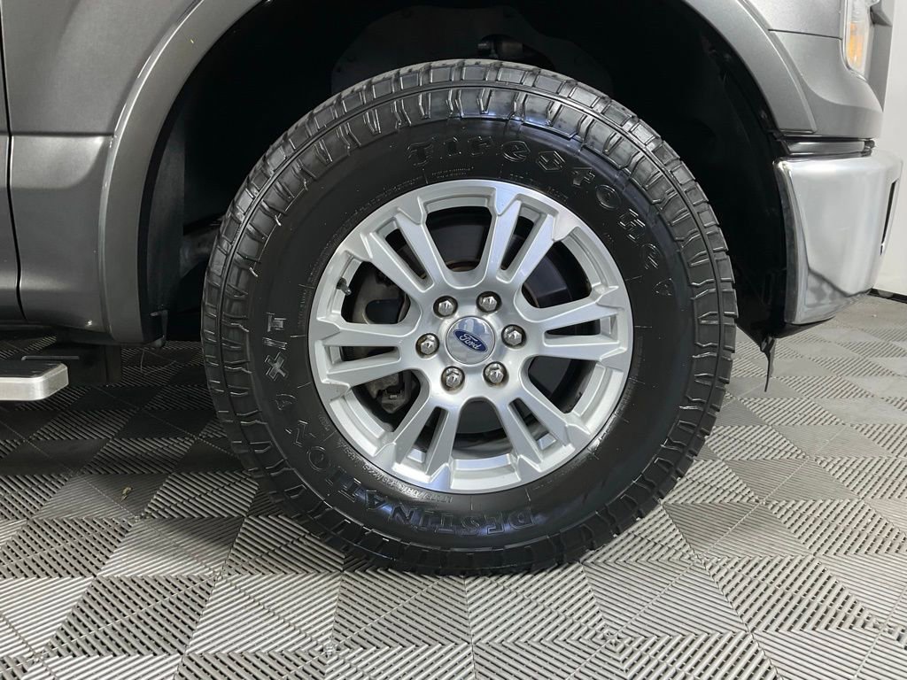 Used 2016 Ford F150 Lariat w/ Equipment Group 501A Mid image 10