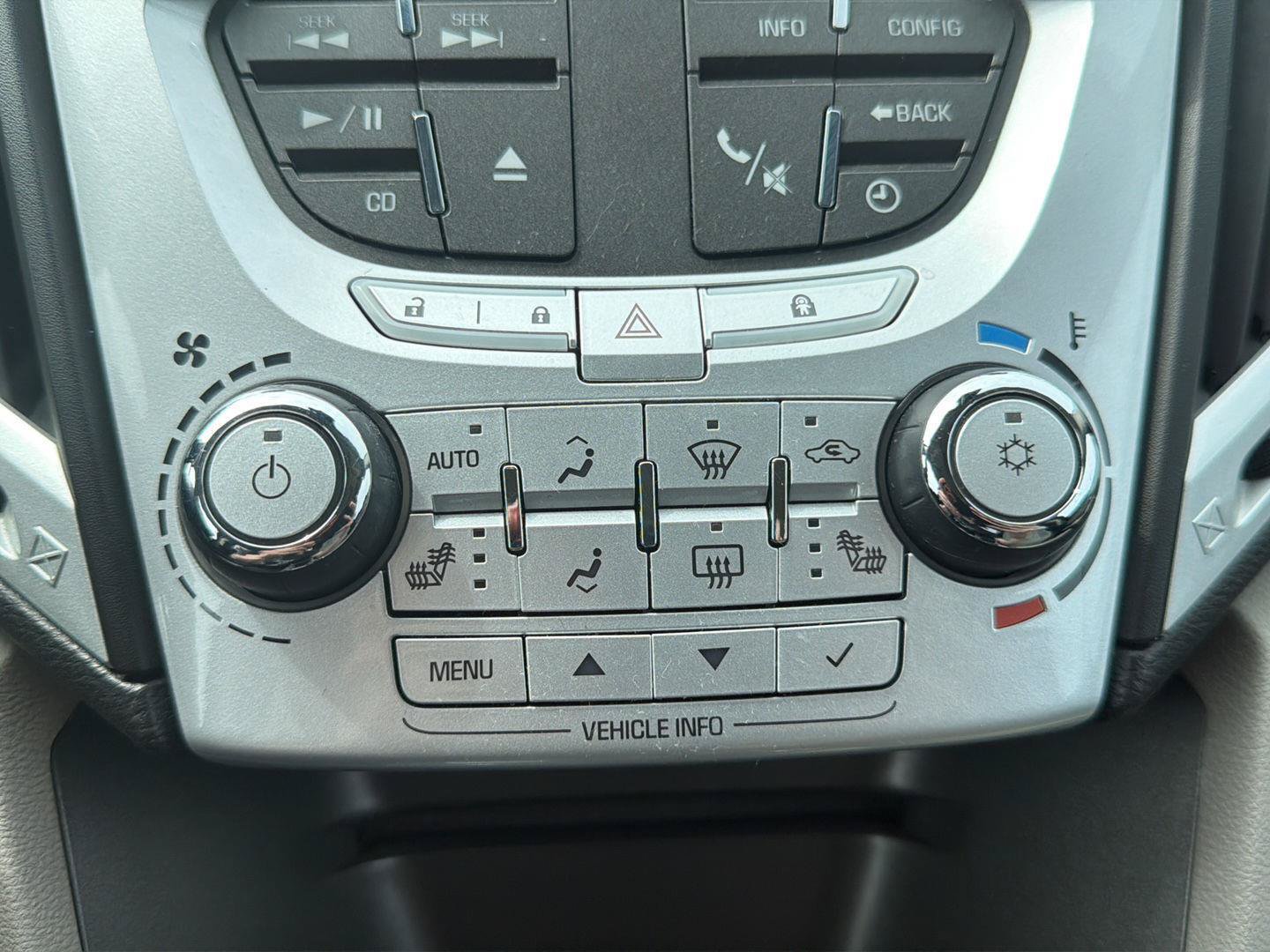 Used 2010 GMC Terrain SLT AWD/4WD image 25