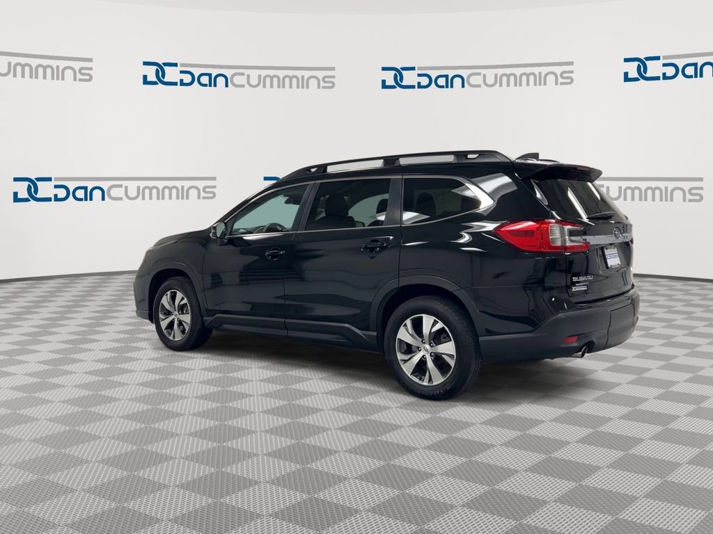 Used 2023 Subaru Ascent Premium image 6