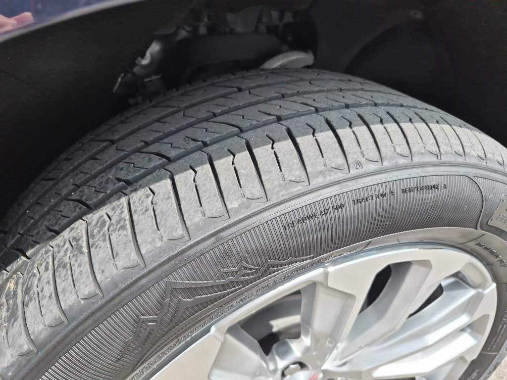 Used 2023 GMC Yukon XL Denali AWD/4WD image 18