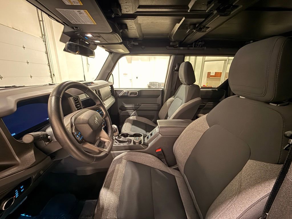 Used 2025 Ford Bronco Big Bend image 15