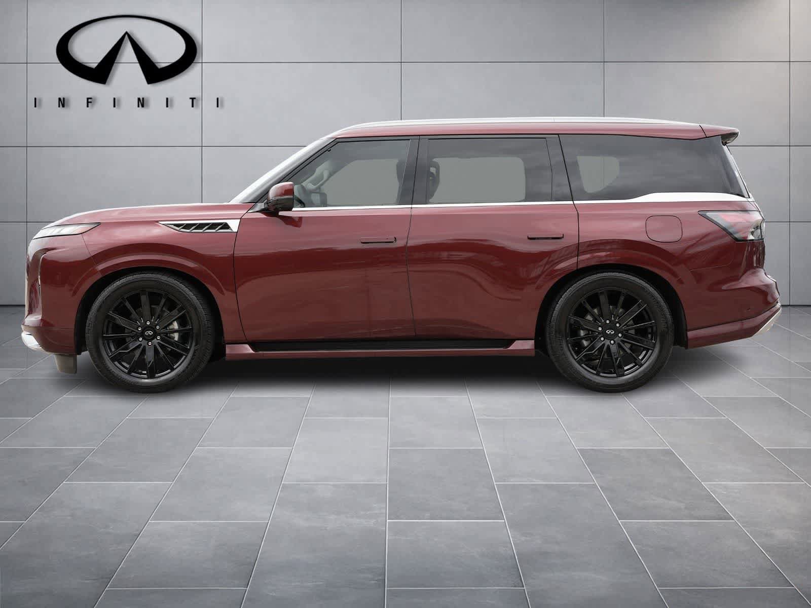 Used 2025 INFINITI QX80 Sensory AWD/4WD image 4