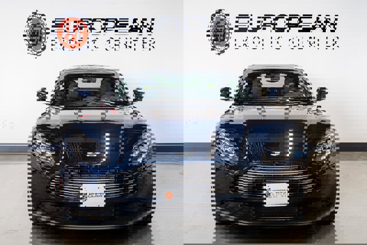 Used 2018 Aston Martin DB11 V12 image 32